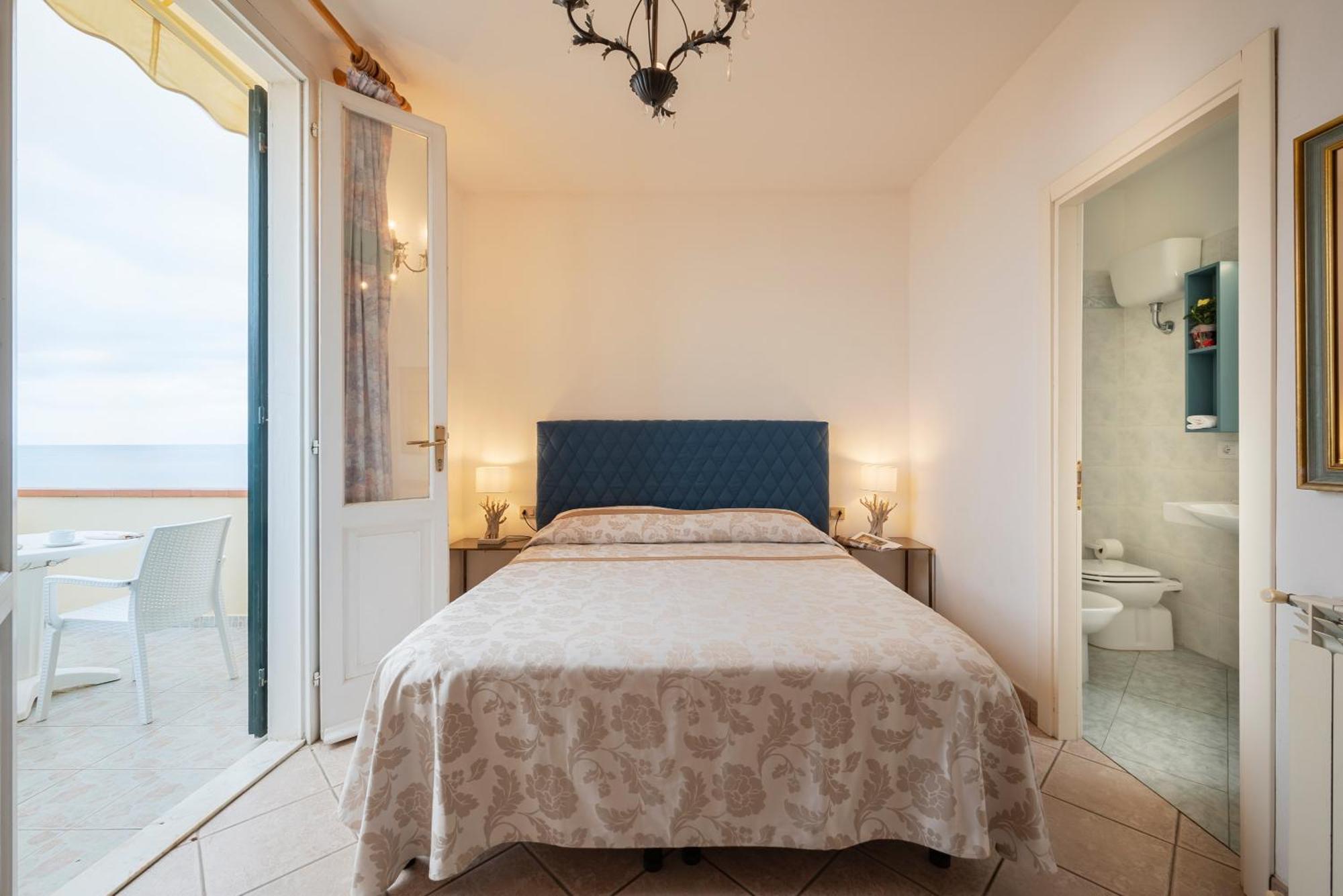 Villa Liberty San Vincenzo Exterior photo